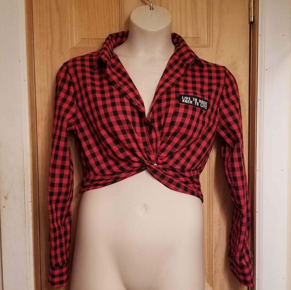 Plaid Longsleeve Crop Top